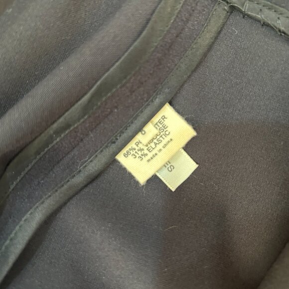 L'AGENCE Black Pencil Skirt w/ Small Slits in Front and Back Size 8 Retail $450 - Picture 7 of 7